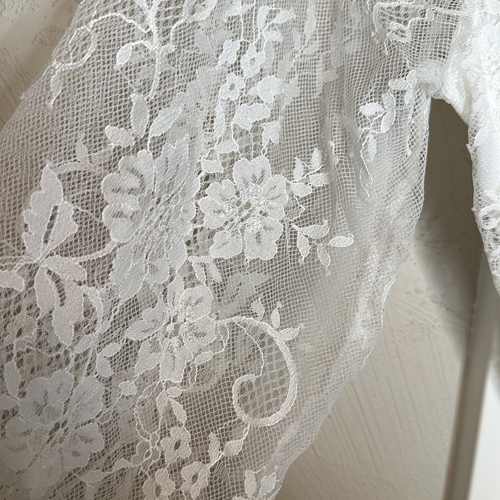 White Lace Bridal Robe - Picture 2 of 8